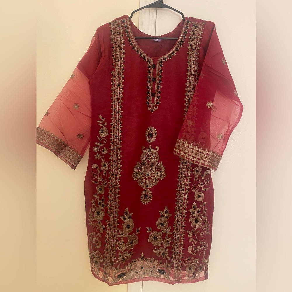 Indian/ Pakistani desi Outfit